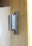 収納扉の磁石